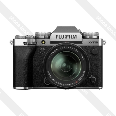 FUJIFILM X-T5 with 18-55mm Lens Silver