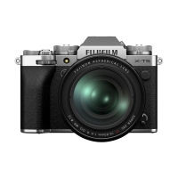 FUJIFILM X-T5 with 16-80mm Lens Silver