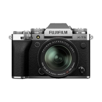 FUJIFILM X-T5 with 18-55mm Lens Silver